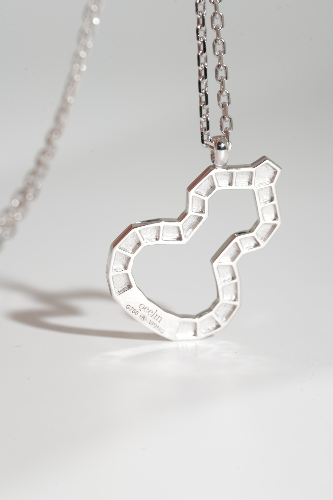 Qeelin Pumpkin Necklace