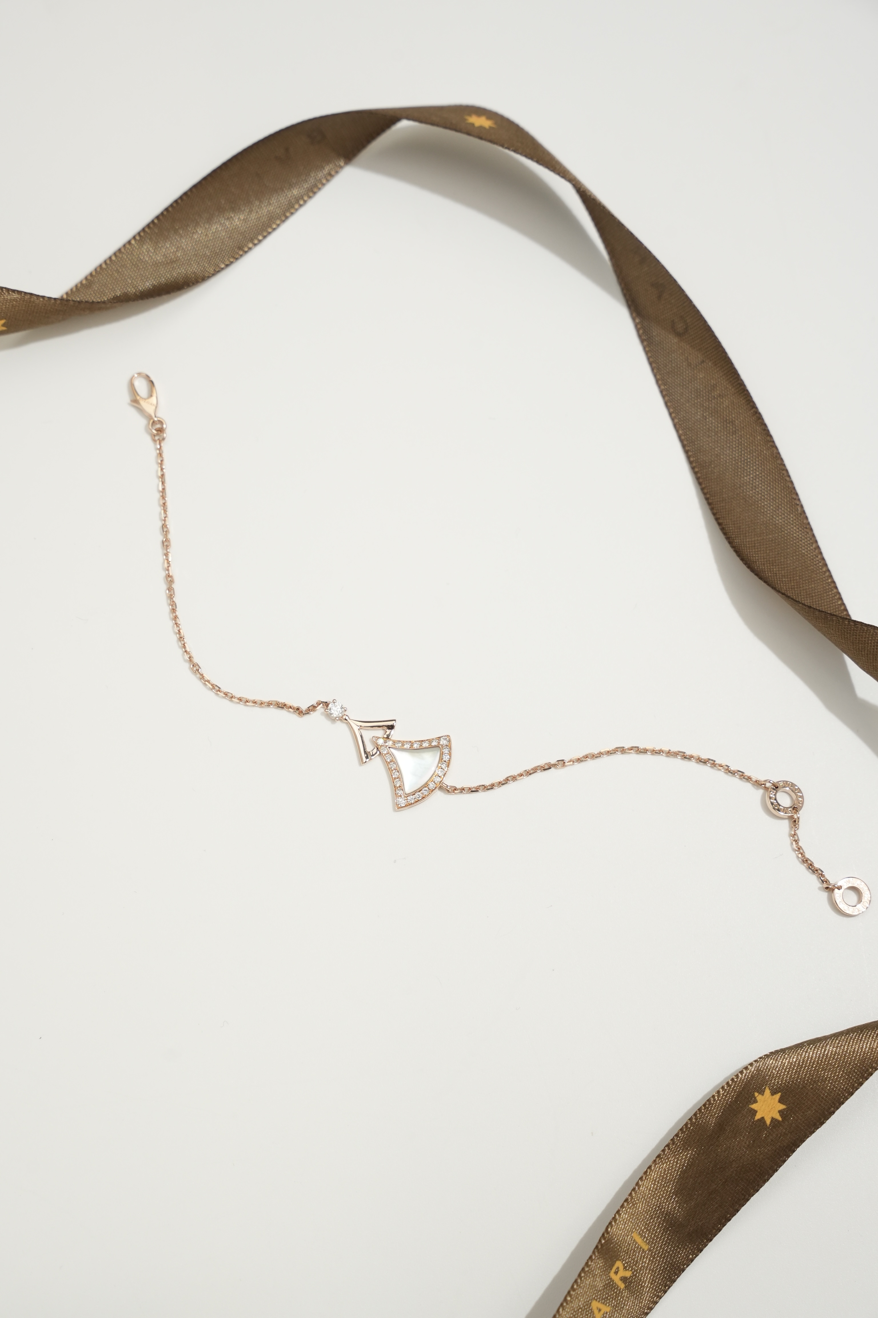 BVLGARI White Mother-of-Pearl Double-Fan Bracelet