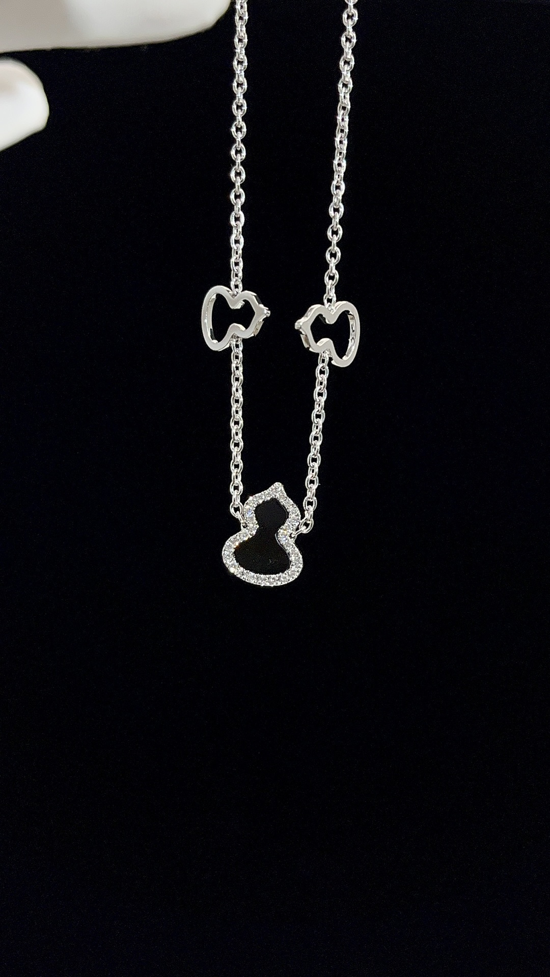 Qeelin Wulu Black Bracelet