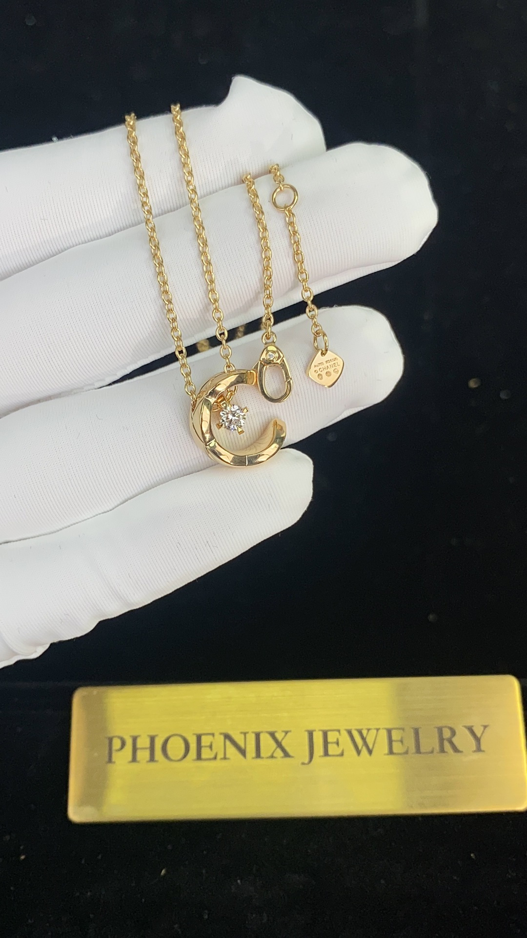Chanel Coco Crush Ice Moon Necklace (Gold)