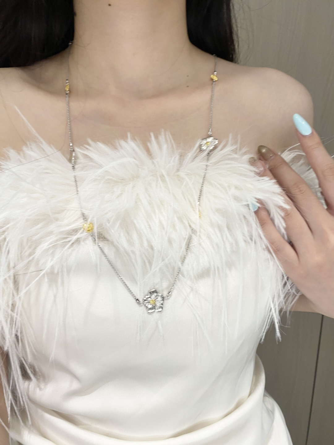 Boucheron Gardenia Necklace