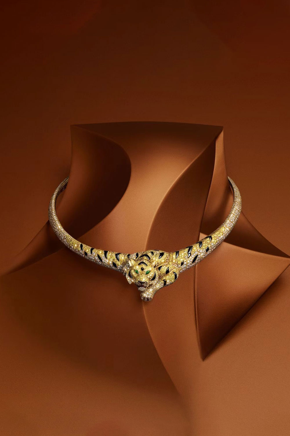 Yellow Diamond Tiger Necklace