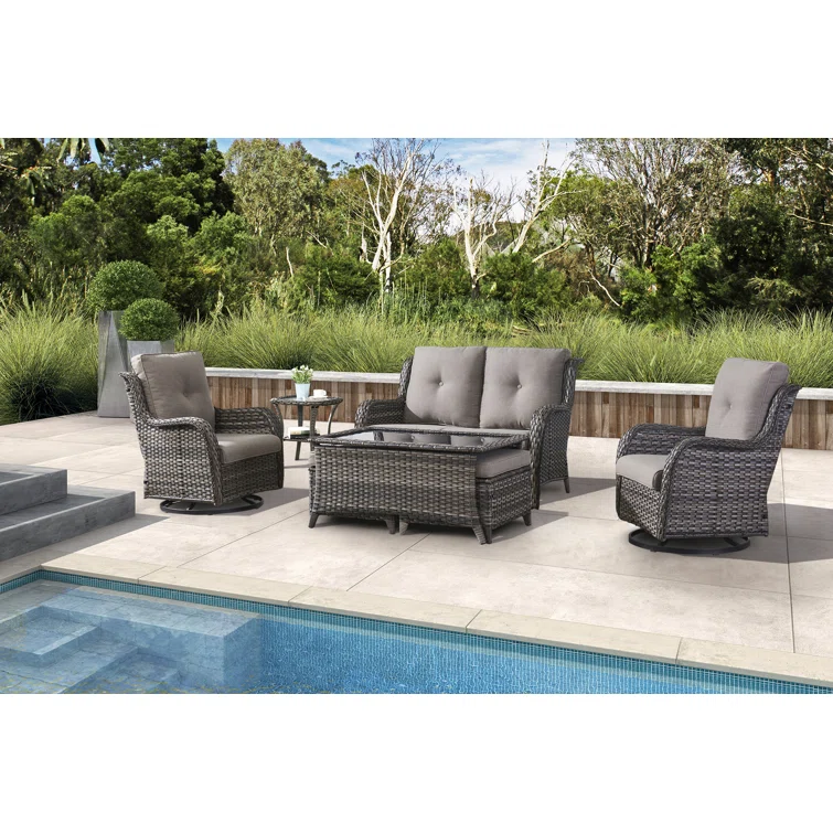 WFSBT 4 - Person Outdoor Seating Group with Cushions