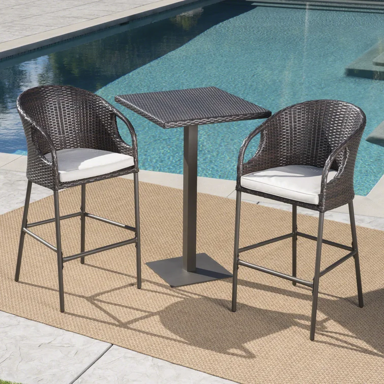Aribert 2 - Person Square Outdoor Dining Set