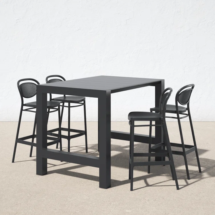 Farrah 4 - Person Rectangular Extendable Outdoor Dining Set