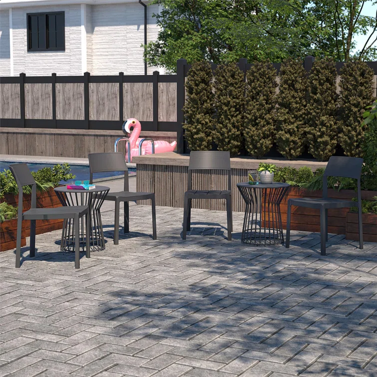 Chandler 4 - Person Round Outdoor Dining Set