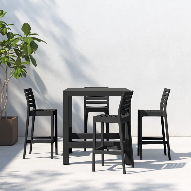 Farrah 4 - Person Square Extendable Outdoor Dining Set