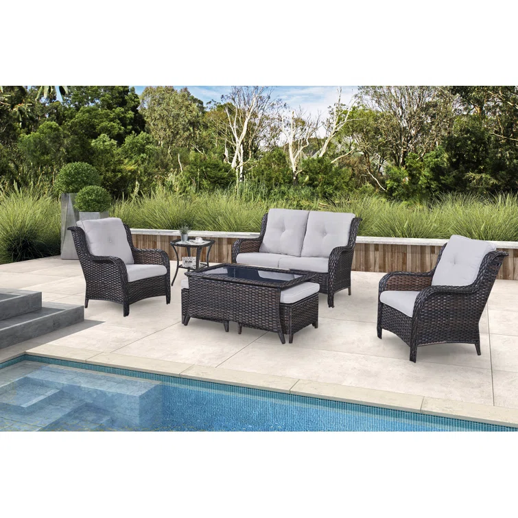 4 - Person Outdoor Seating Group with Cushions