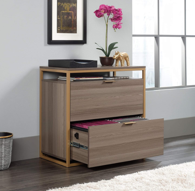 Wardrobes & Cabinets