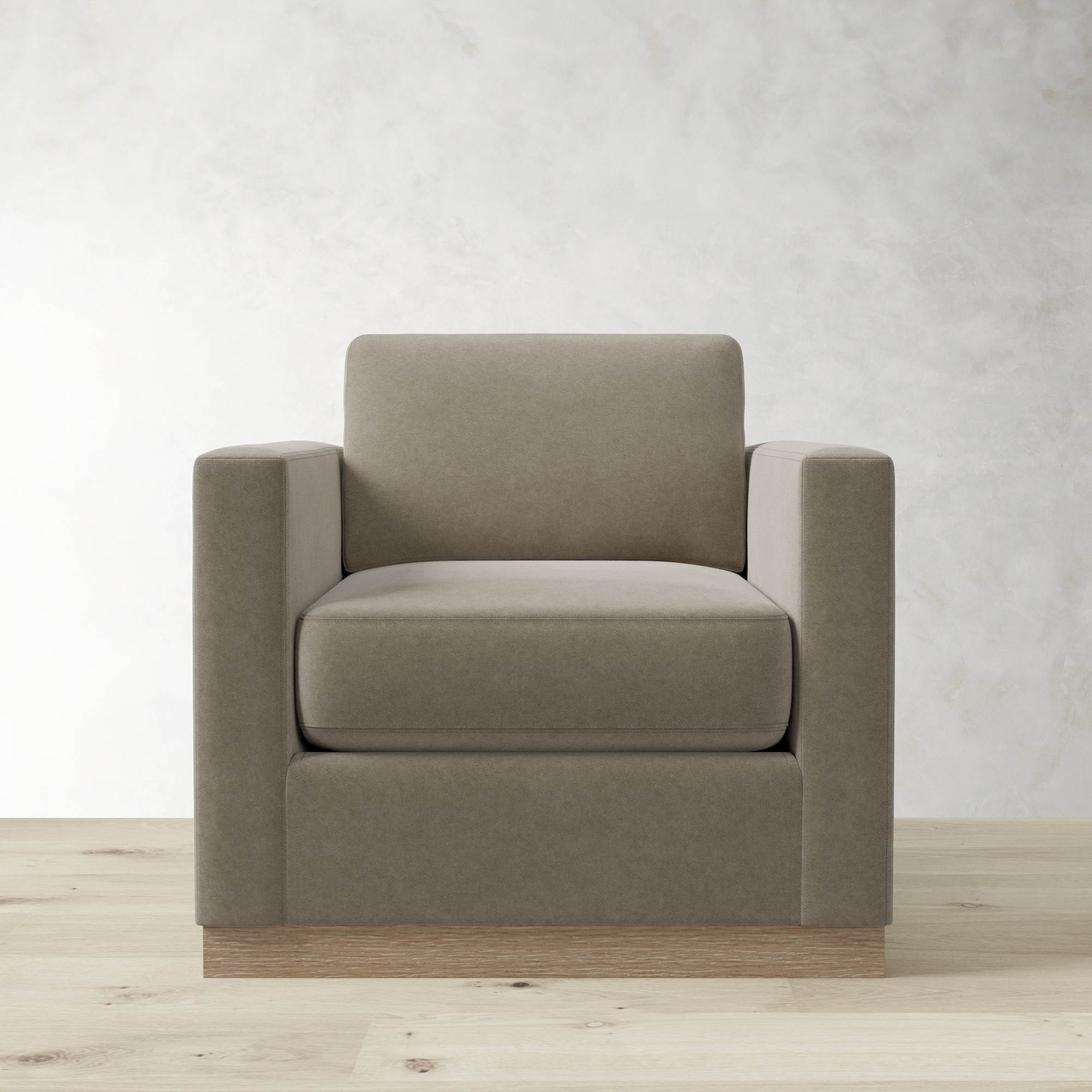 Valencia Club Chair