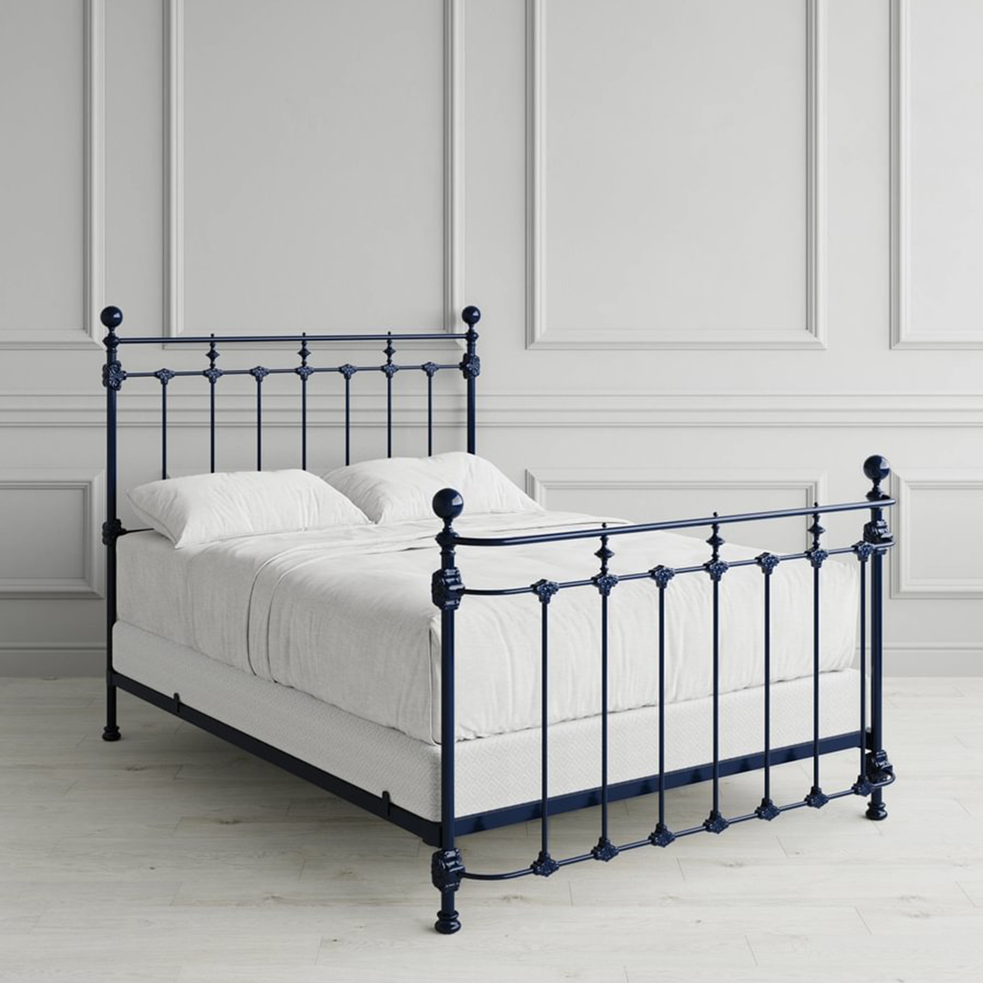 Edinburgh Iron Bed
