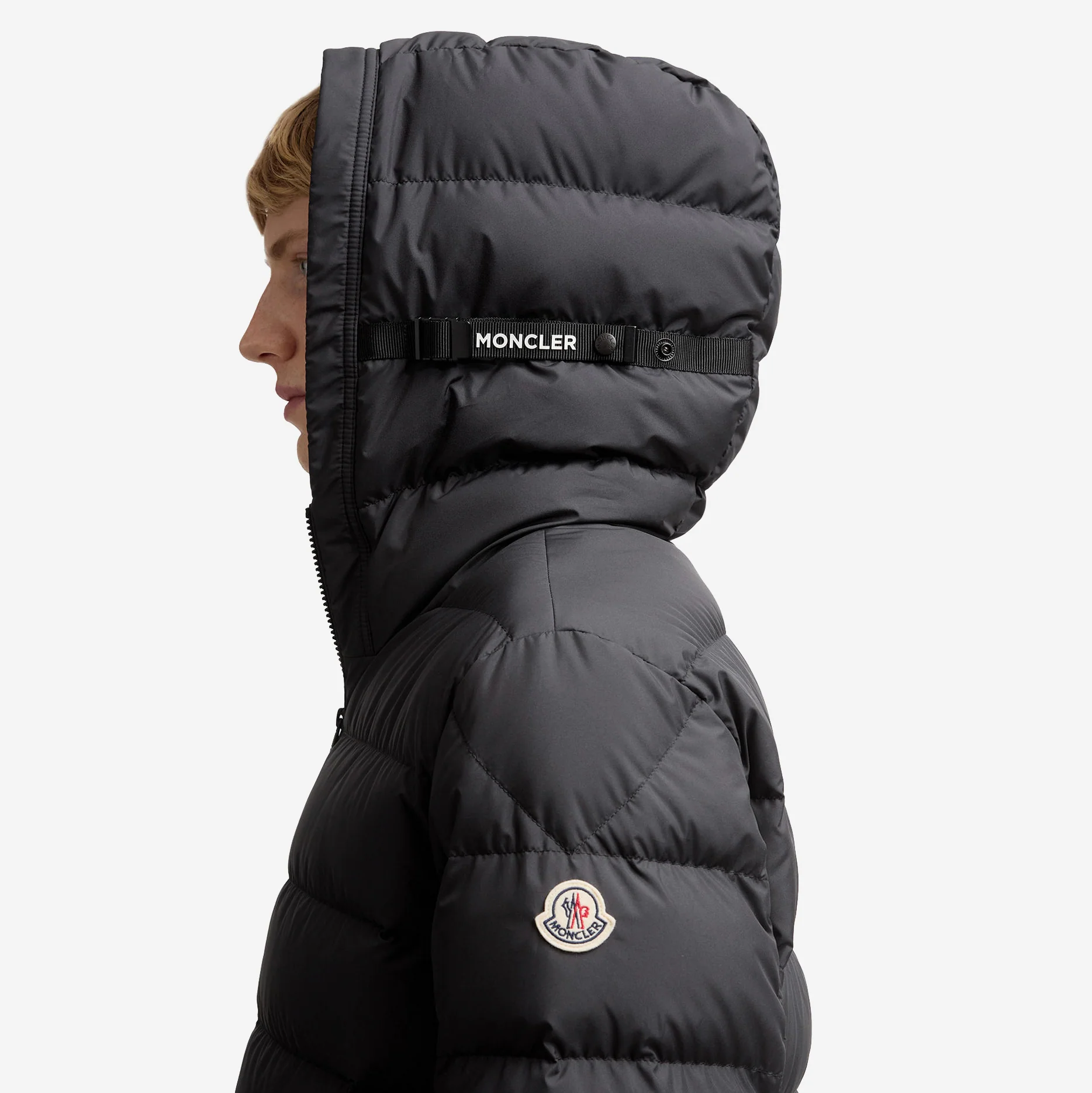 Moncler Laveraet Hooded Short Down Jacket