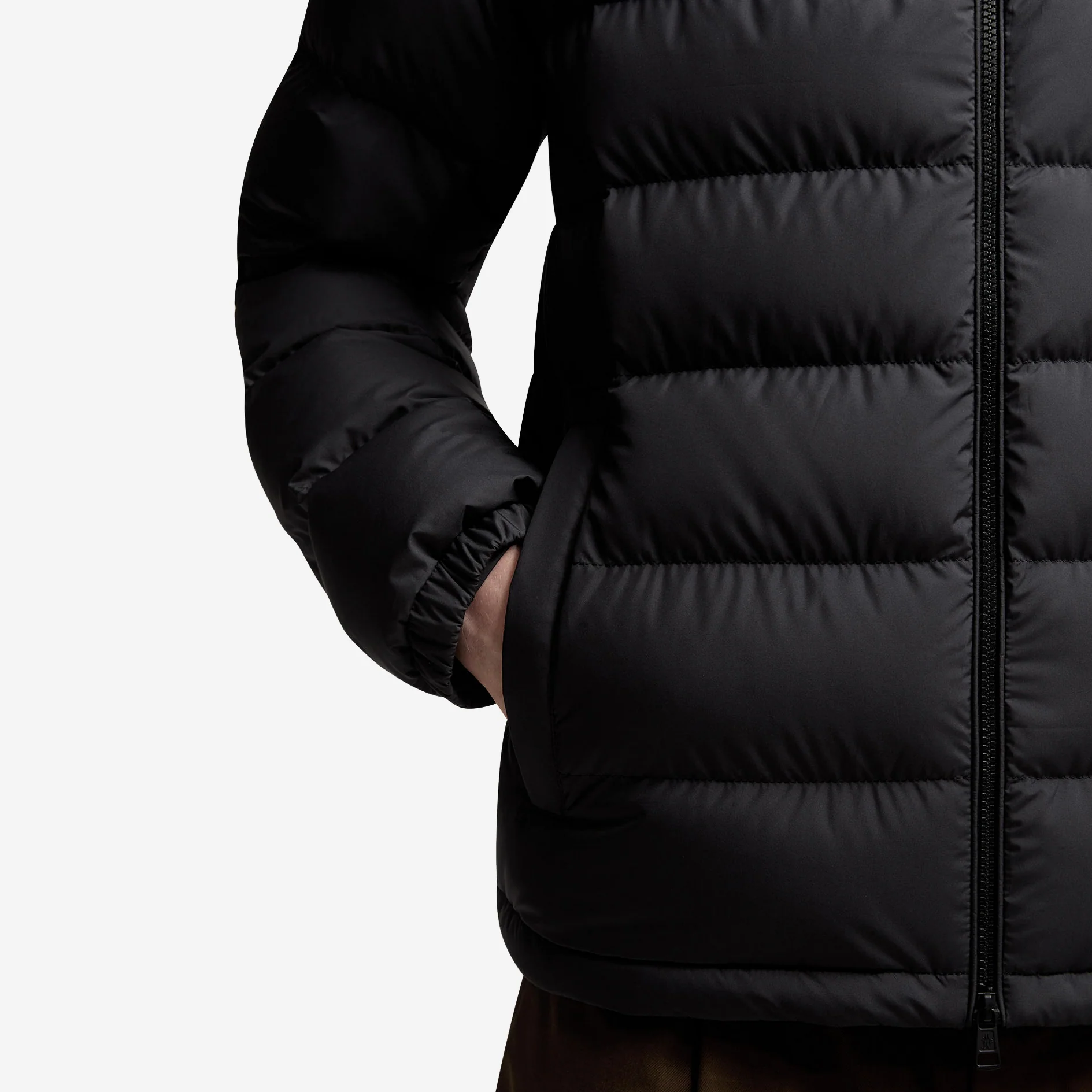 Moncler Laveraet Hooded Short Down Jacket