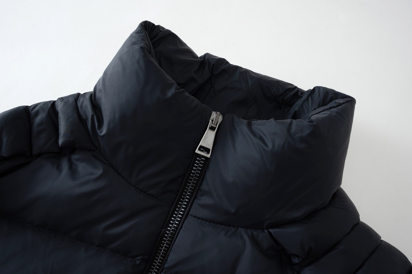 MONCLER RAXXY collaboration unisex down jacket black