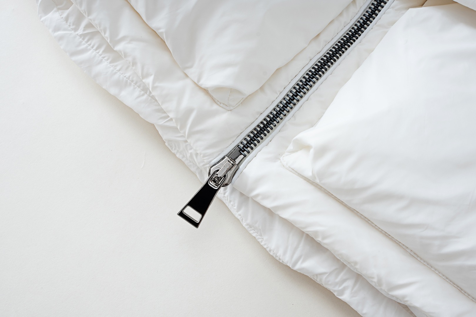 MONCLER RAXXY collaboration unisex down jacket black