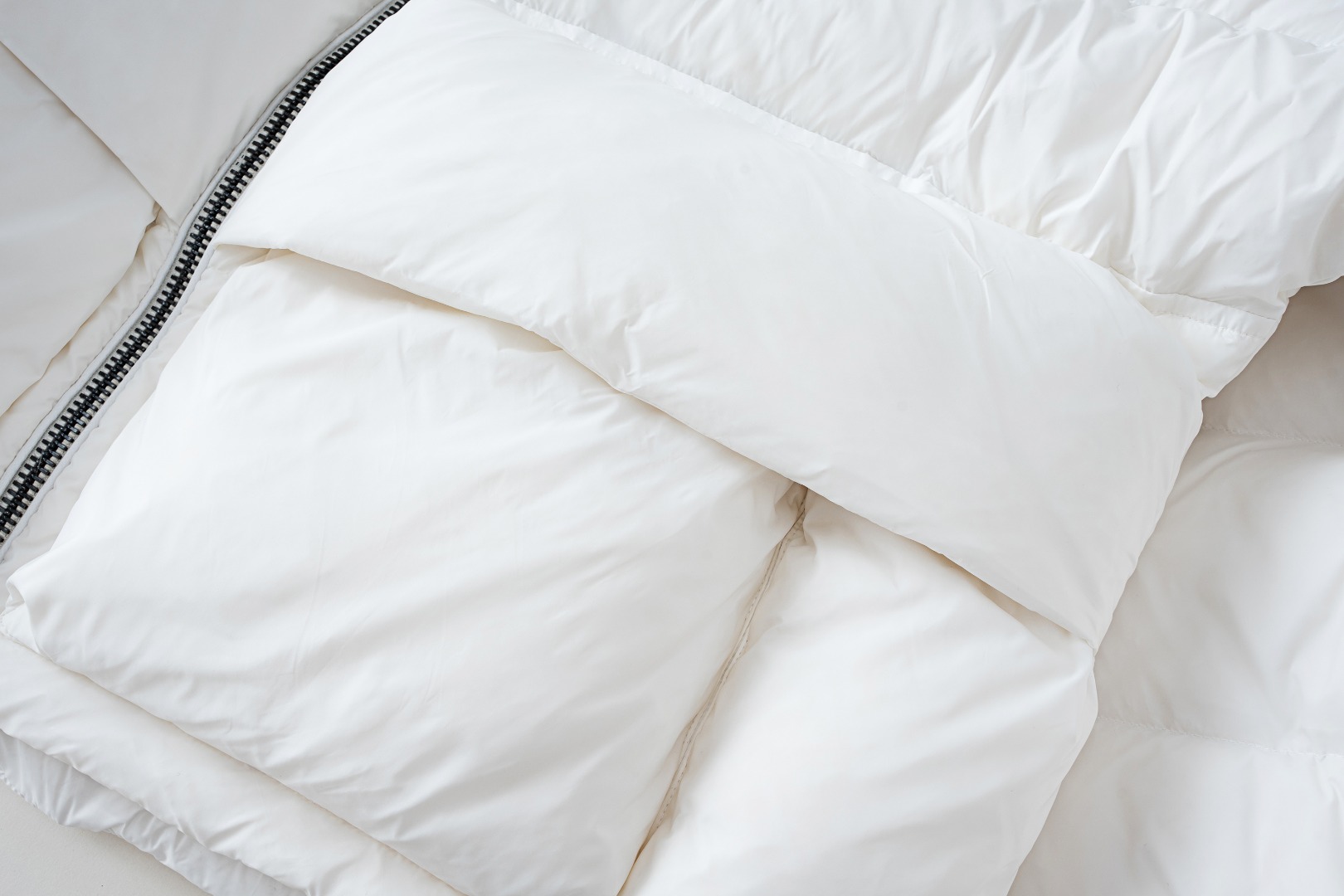 MONCLER RAXXY collaboration unisex down jacket black