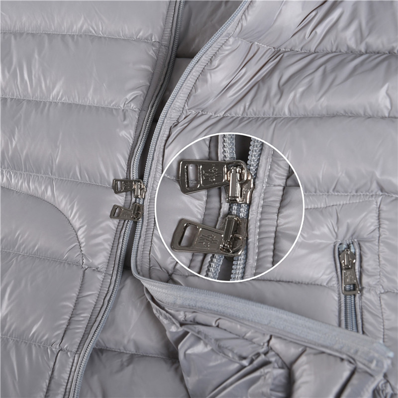 Moncler / Mongkelai 2025 Acorus Classic Lightweight Stand-Collar Casual Men’s Down Jacket –Light Grey