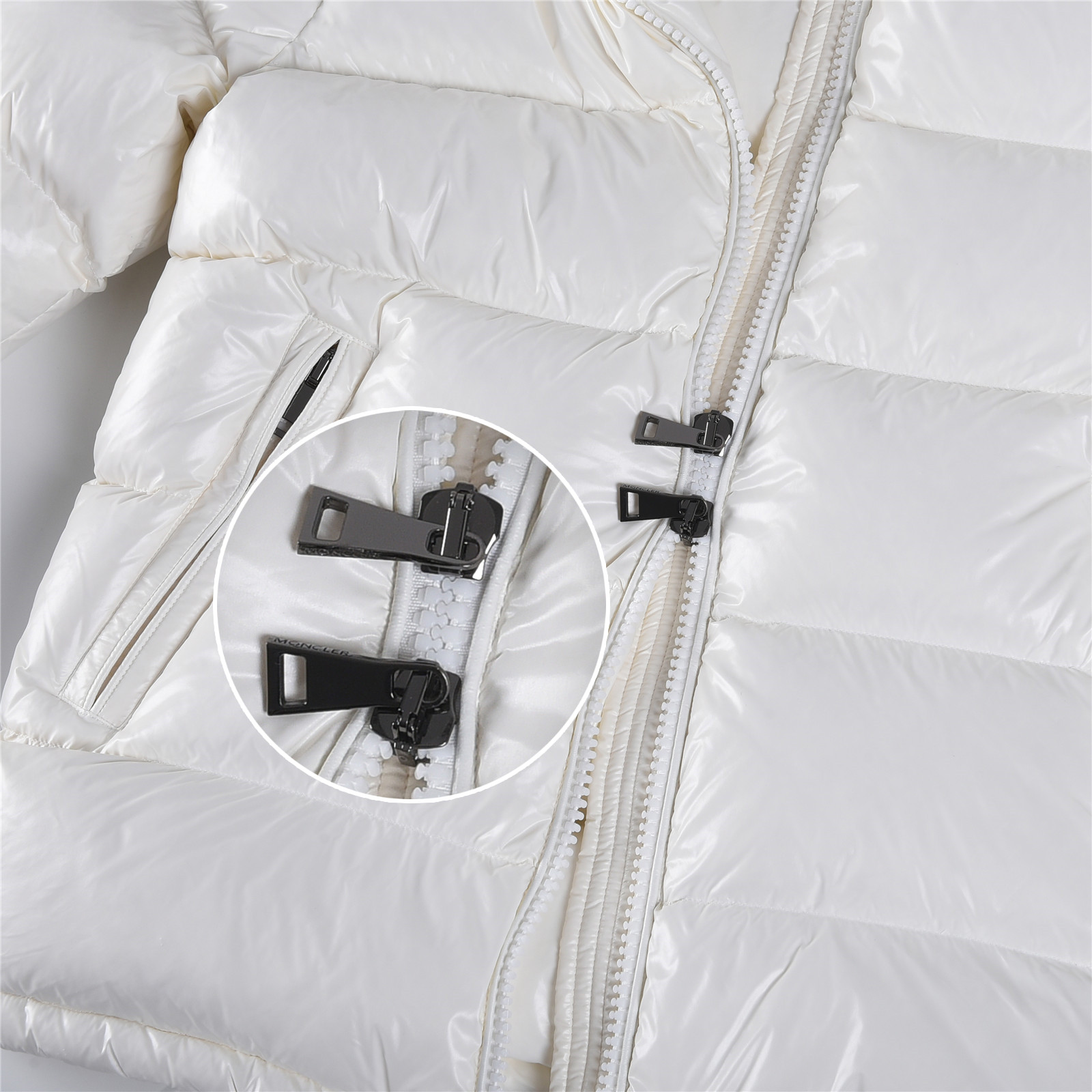 Moncler Maya Hooded Short Down Jacket Women‘s White