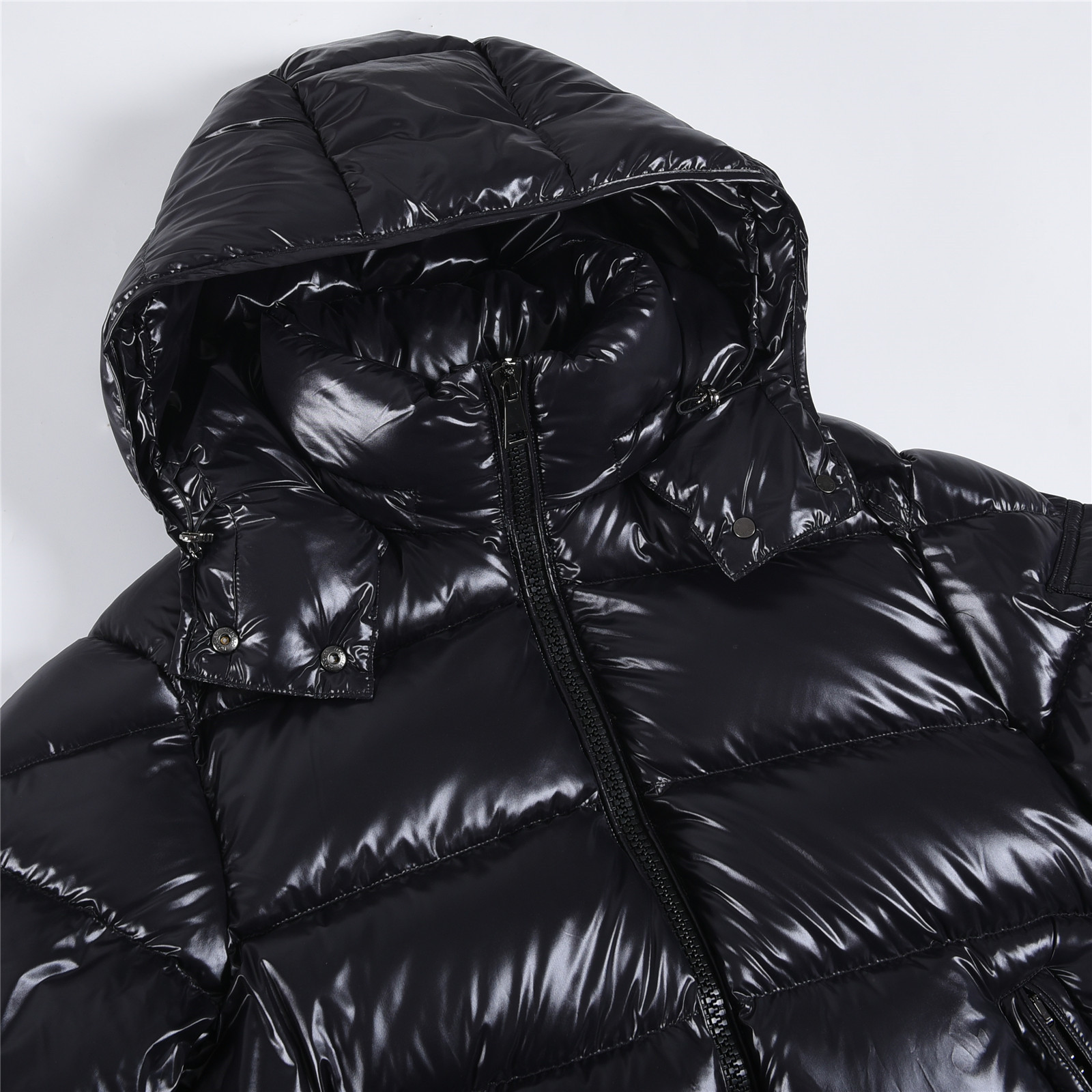 Moncler Maya Hooded Short Down Jacket Women‘s Black