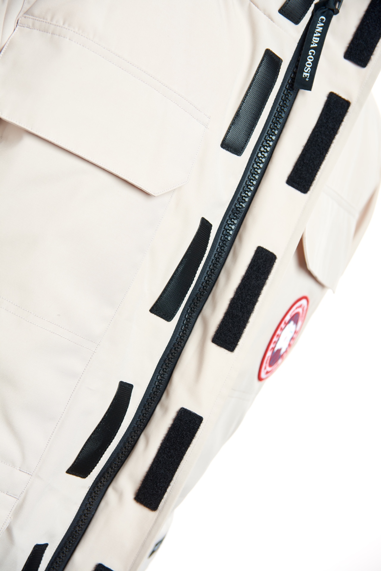 Canada Goose 08 Expedition Parka 4660M – Arctic-Grade Winter Jacket, Off-White