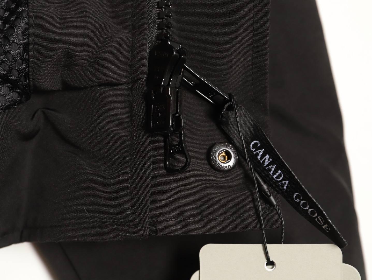 Canada Goose Chilliwack Bomber Jacket Down Coat – Black (Model 01)