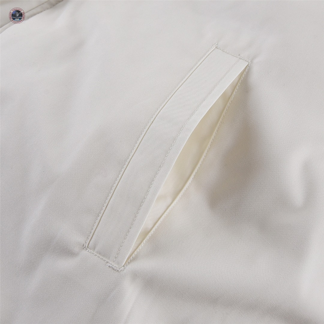 Canada Goose Junction Puffer Down Vest with Logo Patch– White