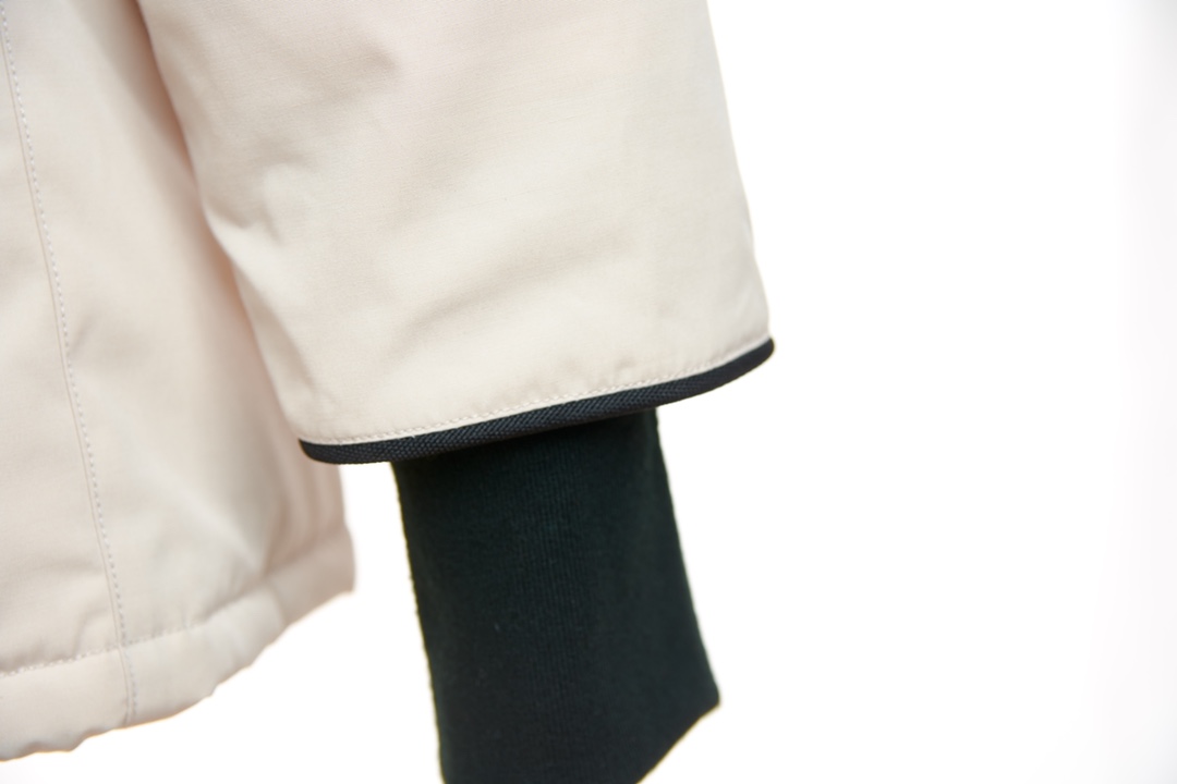 Canada Goose 08 Expedition Parka 4660M – Arctic-Grade Winter Jacket, Off-White