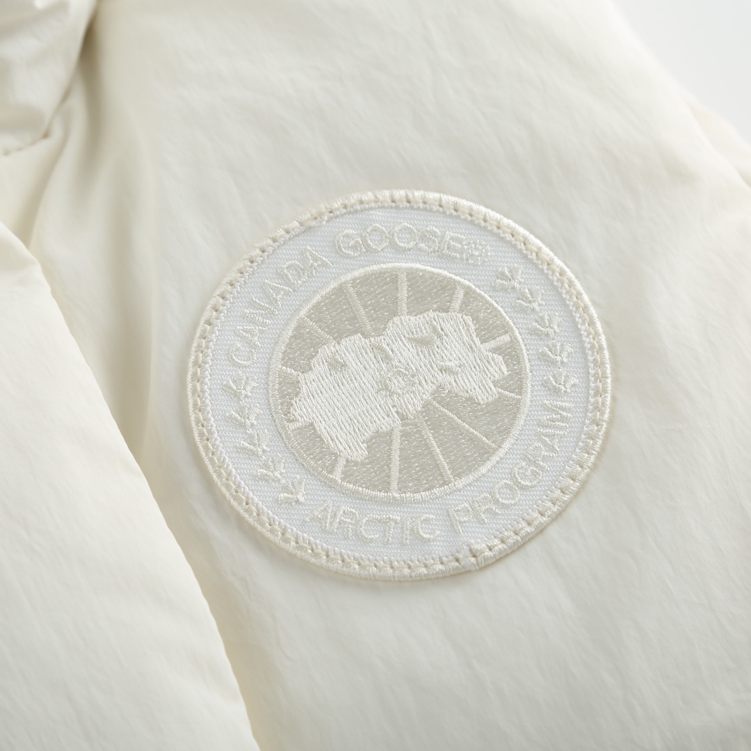 Canada Goose Junction Puffer Down Vest with Logo Patch– White