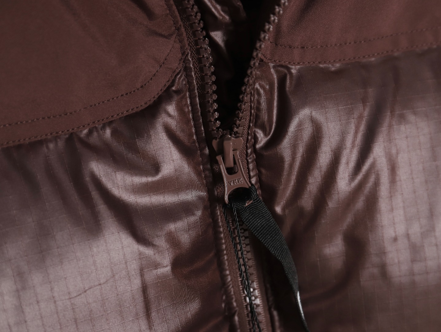 THE NORTH FACE TNF 22SS 82B Short Retro Shiny Down Jacket – Coffee