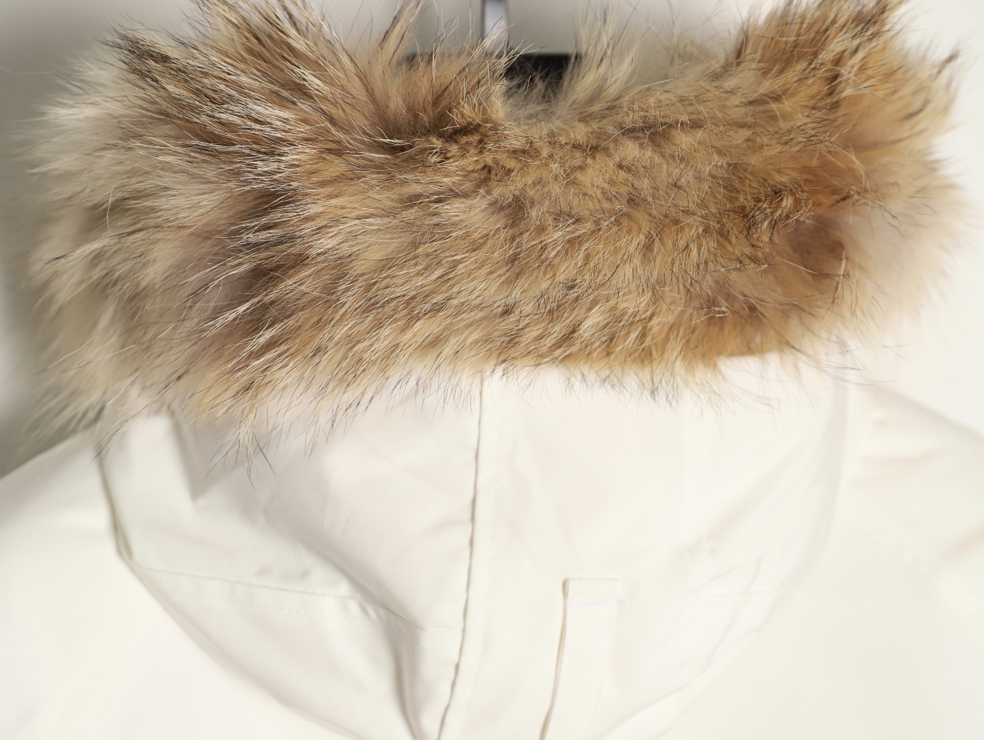 Canada Goose Chilliwack Bomber Jacket Down Coat – White (Model 01)