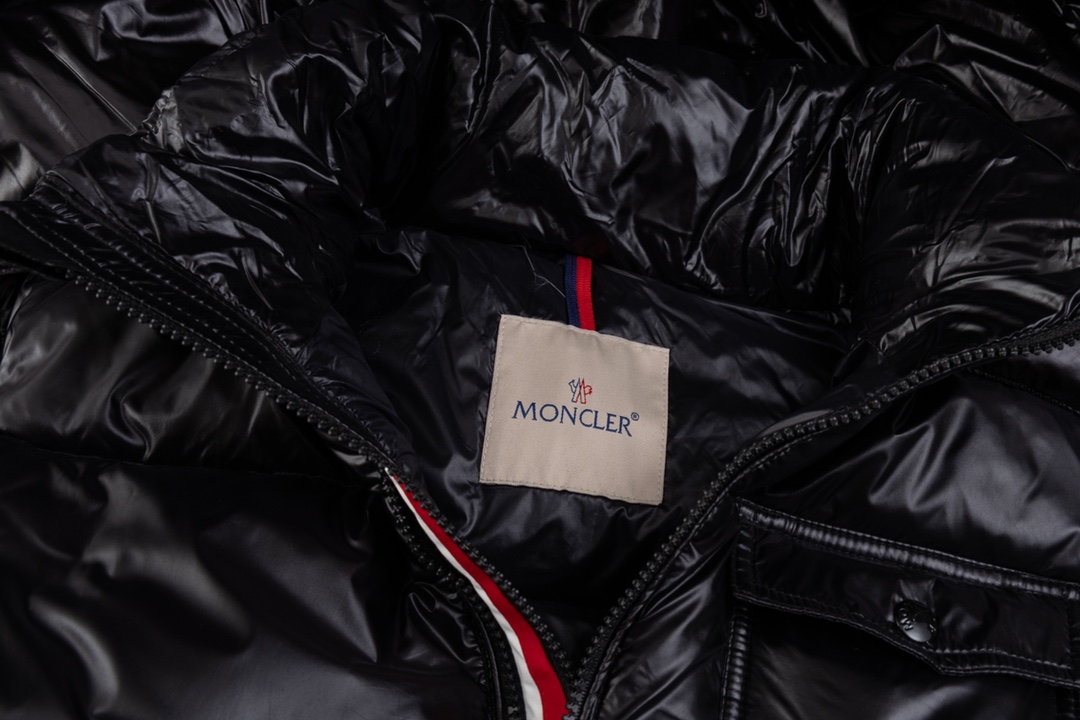 Moncler FWMontbeliard Fashion Down Jacket – Tricolor Stripe Double Zipper, Detachable Hood – Black