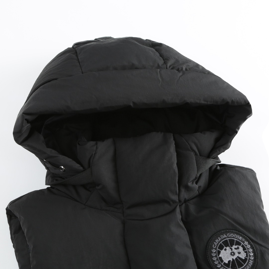 Canada Goose Junction Puffer Down Vest with Logo Patch– Black