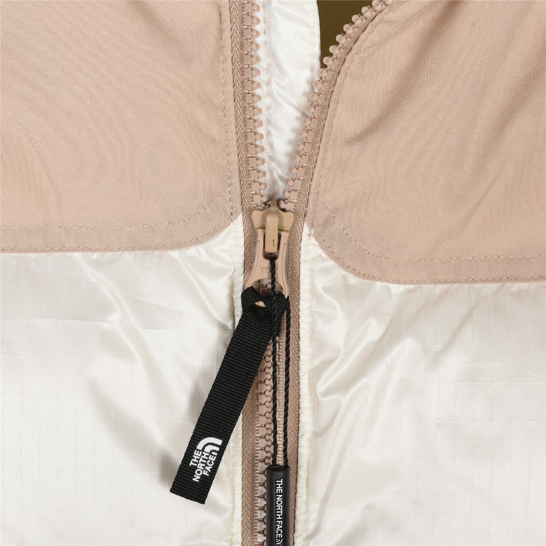 THE NORTH FACE TNF 22SS 82B Short Retro Shiny Down Jacket – Off-White
