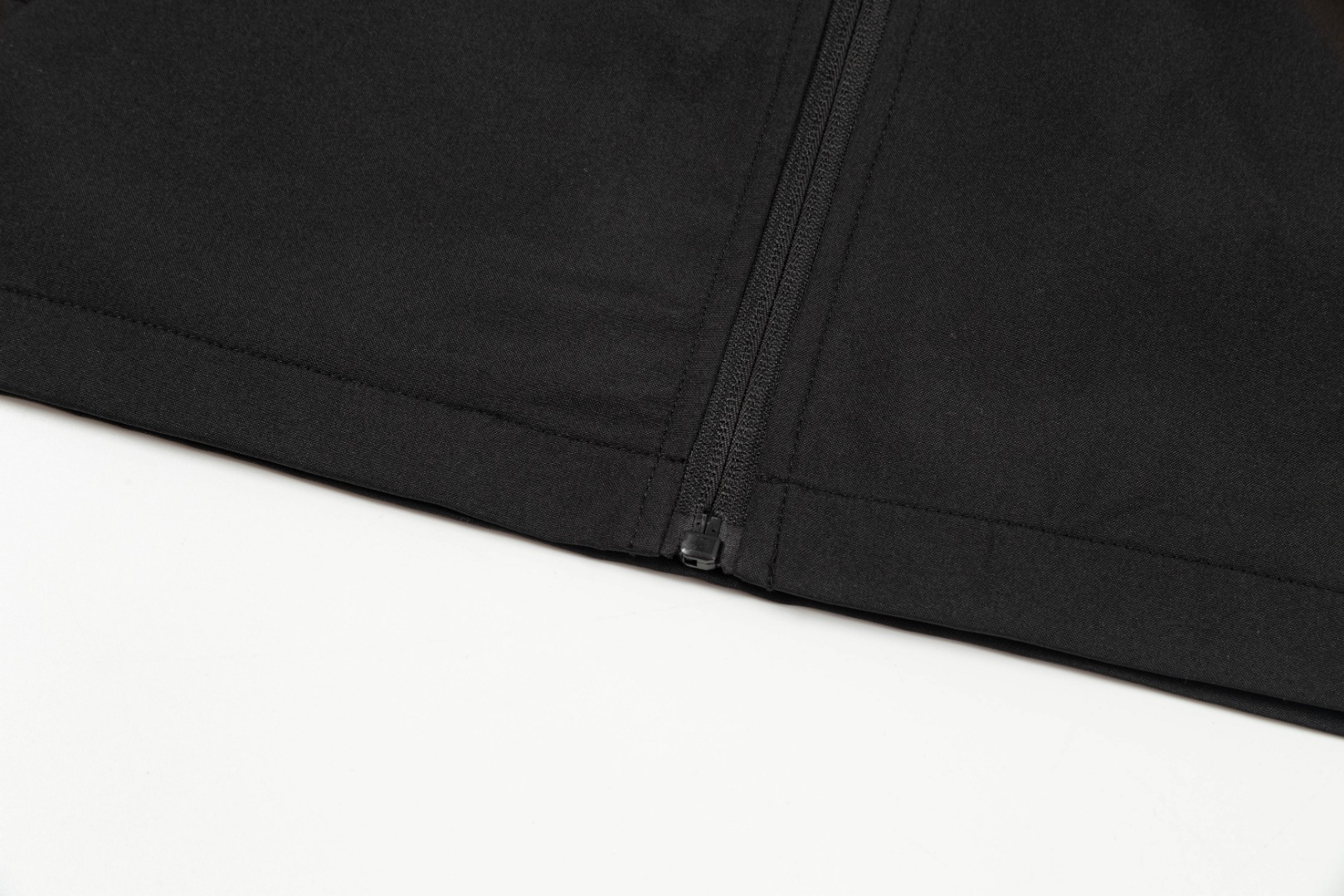 THE NORTH FACE SS New Outdoor Windproof, Water-Resistant, Breathable Lightweight Vest– Black