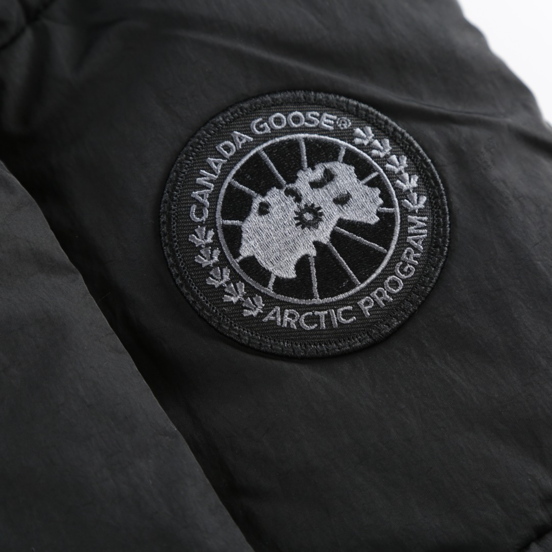 Canada Goose Junction Puffer Down Vest with Logo Patch– Black