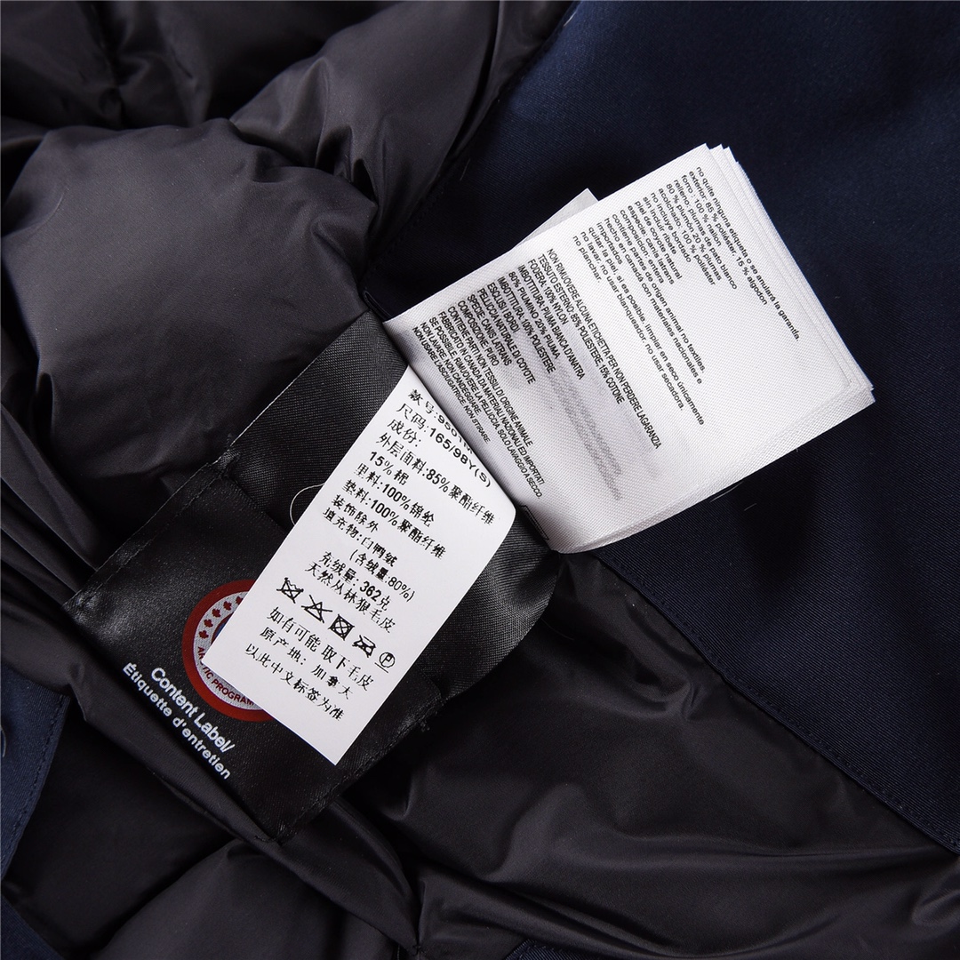 Canada Goose 10 Classic Down Jacket – Dark Blue