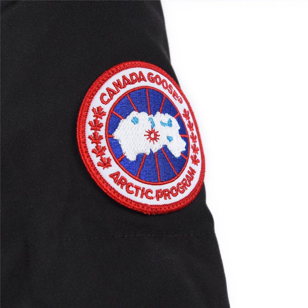 Canada Goose Mystique 3035LB Extended Parka – 2022 Women’s Edition – Black
