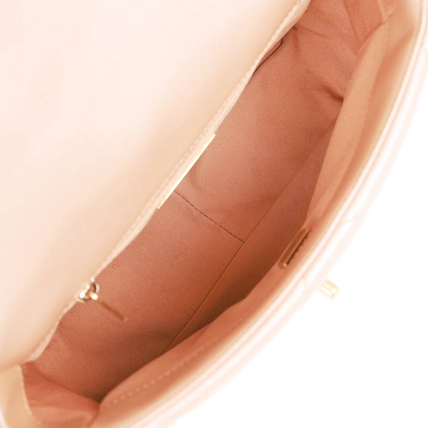 Chanel Medium 19 Flap Bag Beige Iridescent Calfskin Mixed Hardware