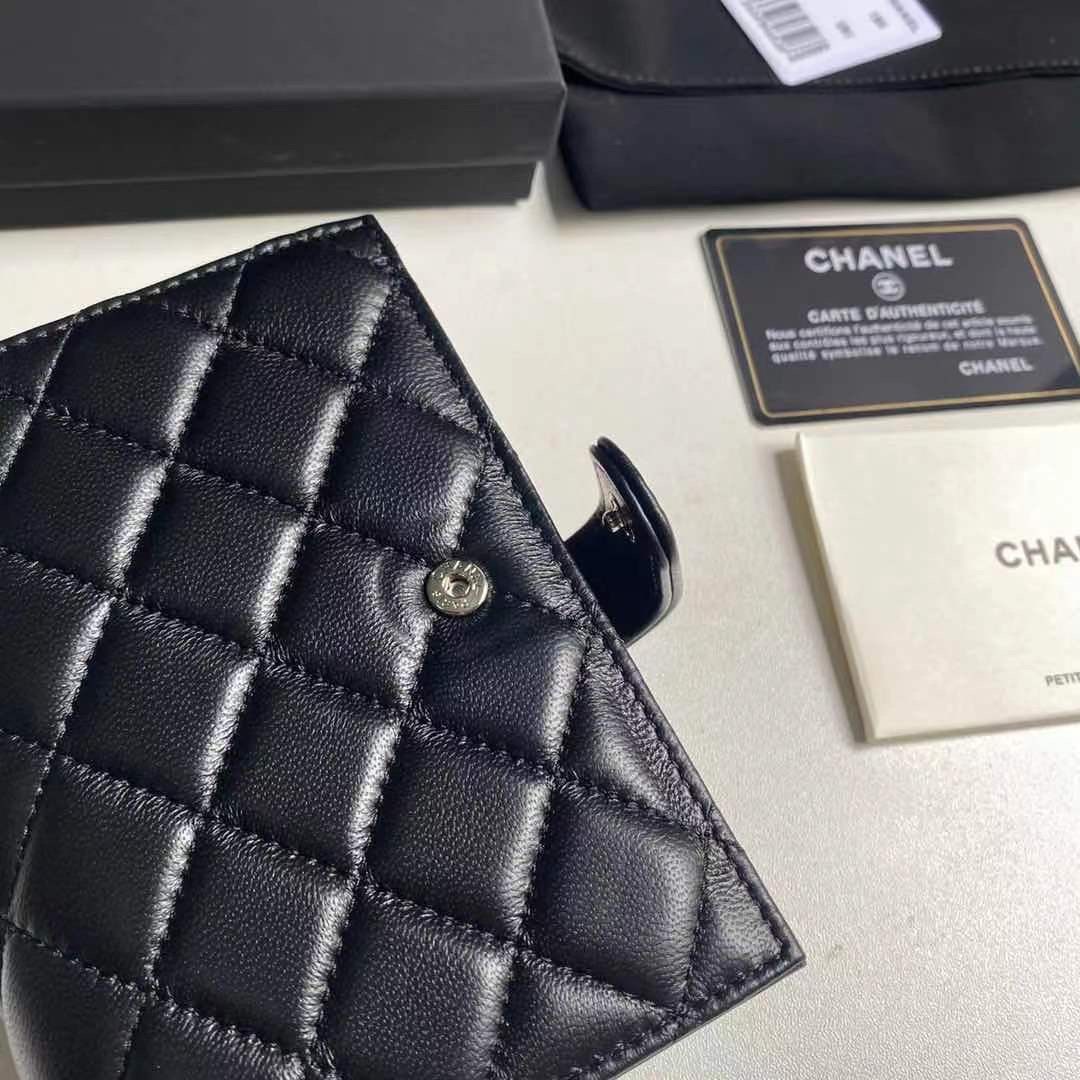 Chanel 25C Grained Calfskin Hobo Bag