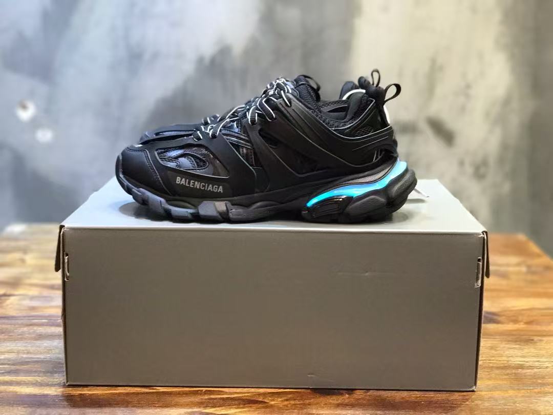 img Balenciaga Led Track Runners