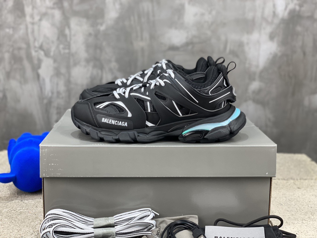 img Balenciaga Led Track Runners