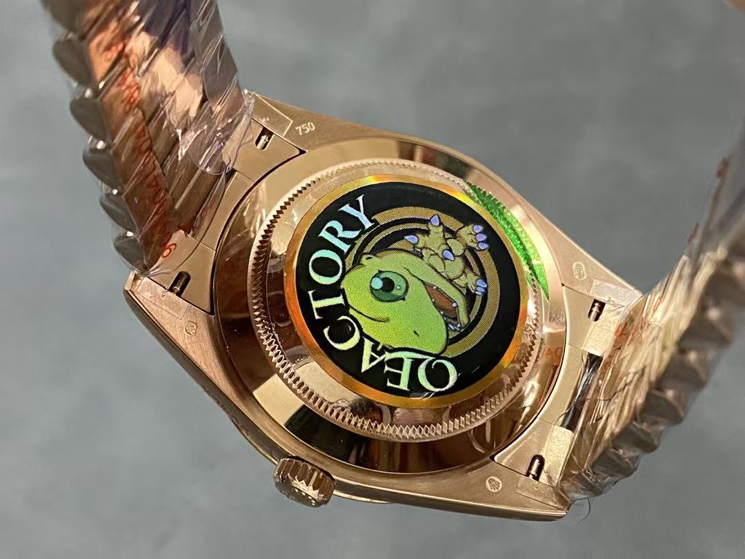 'Oscars' Smoke Grey Dial 228235