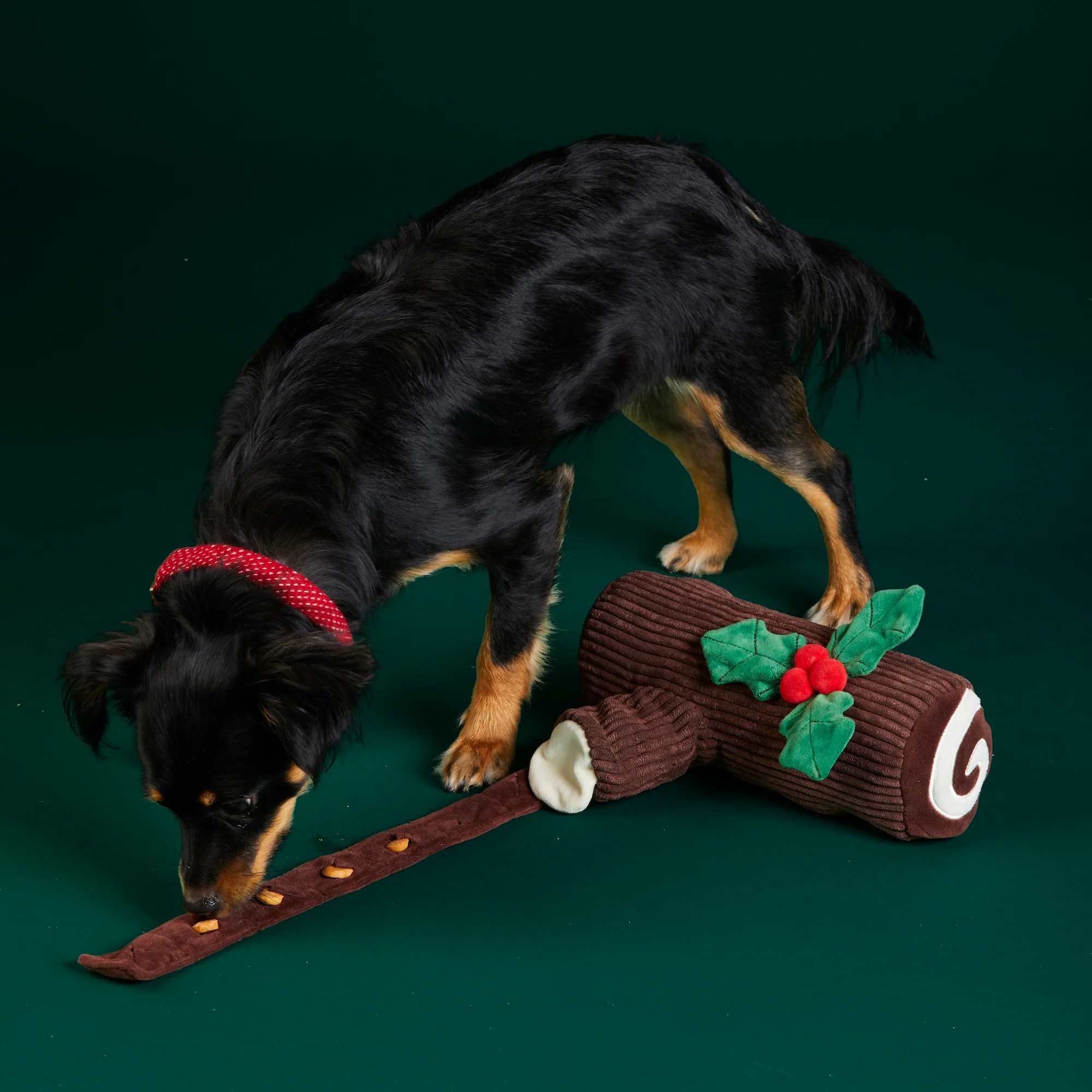Yule Log Interactive Snuffle Dog Toy