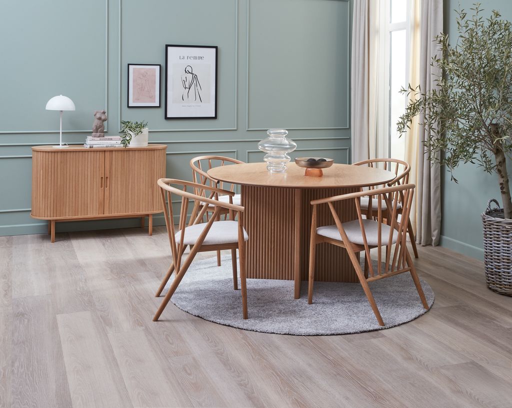 VESTERBORG D130 table oak + 4 ARNBORG chairs oak