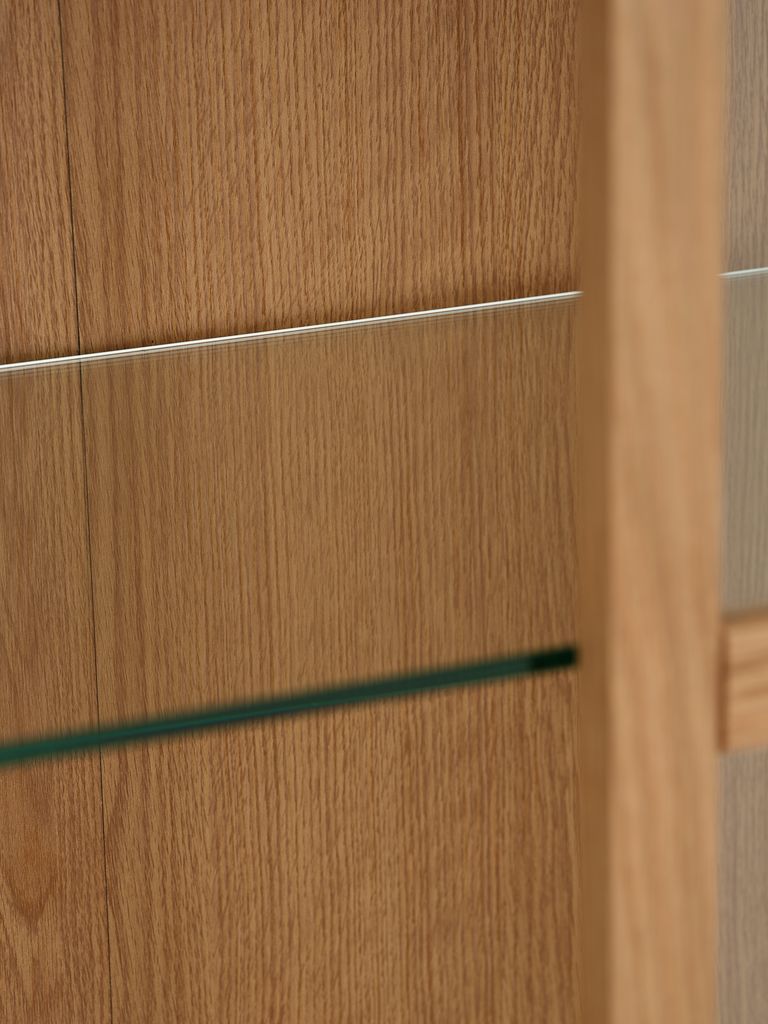 Display cabinet VESTERBY low 2 doors natural oak