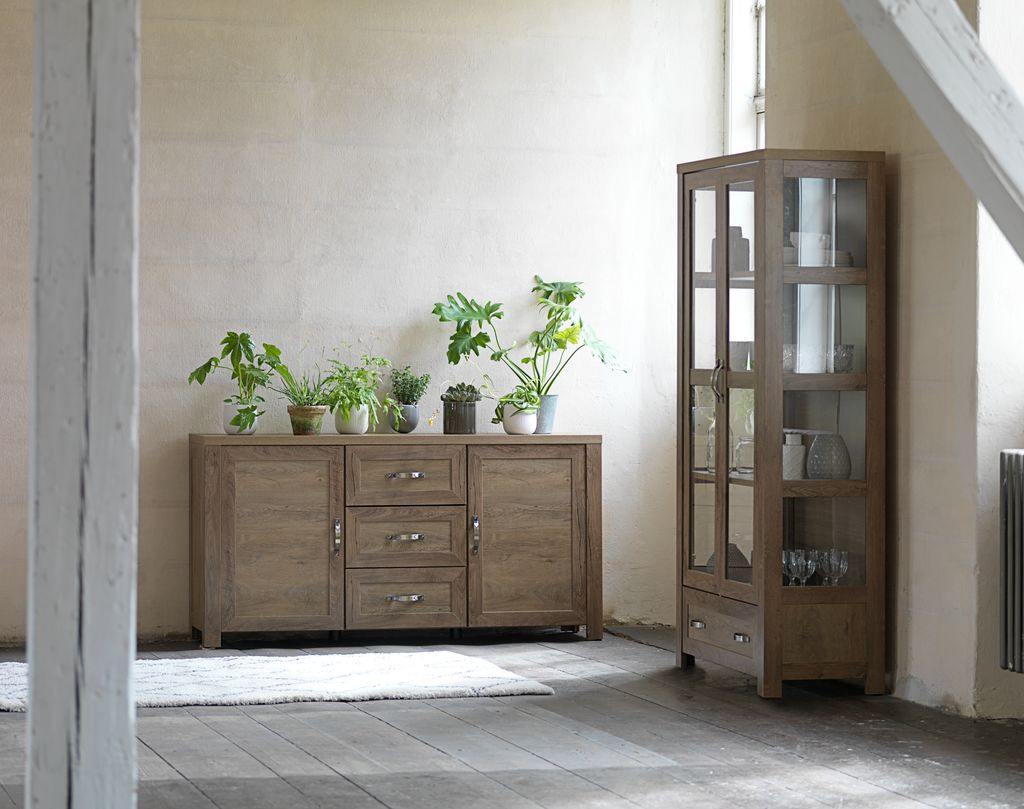 Display cabinet JUNGEN 2 doors 1 drawer wild oak colour