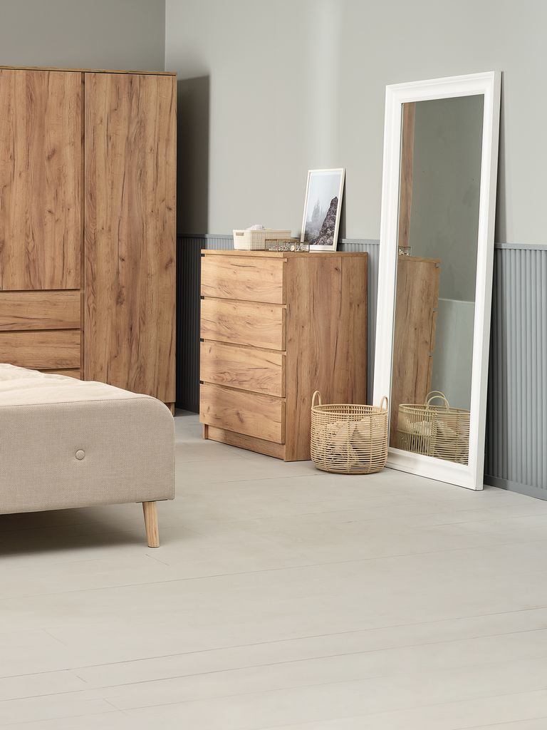 4 drawer chest LIMFJORDEN natural oak colour