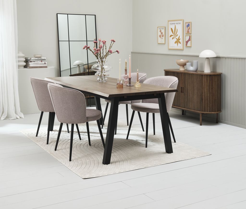 SKOVLUNDE L200 table dark oak + 4 RISSKOV chairs l.grey