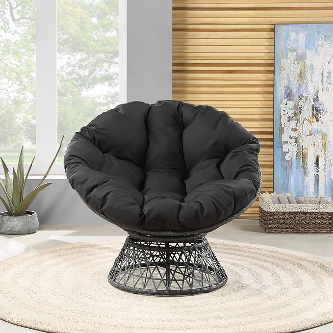The rattan pineapple chair for the home, which can rotate 360 degrees.