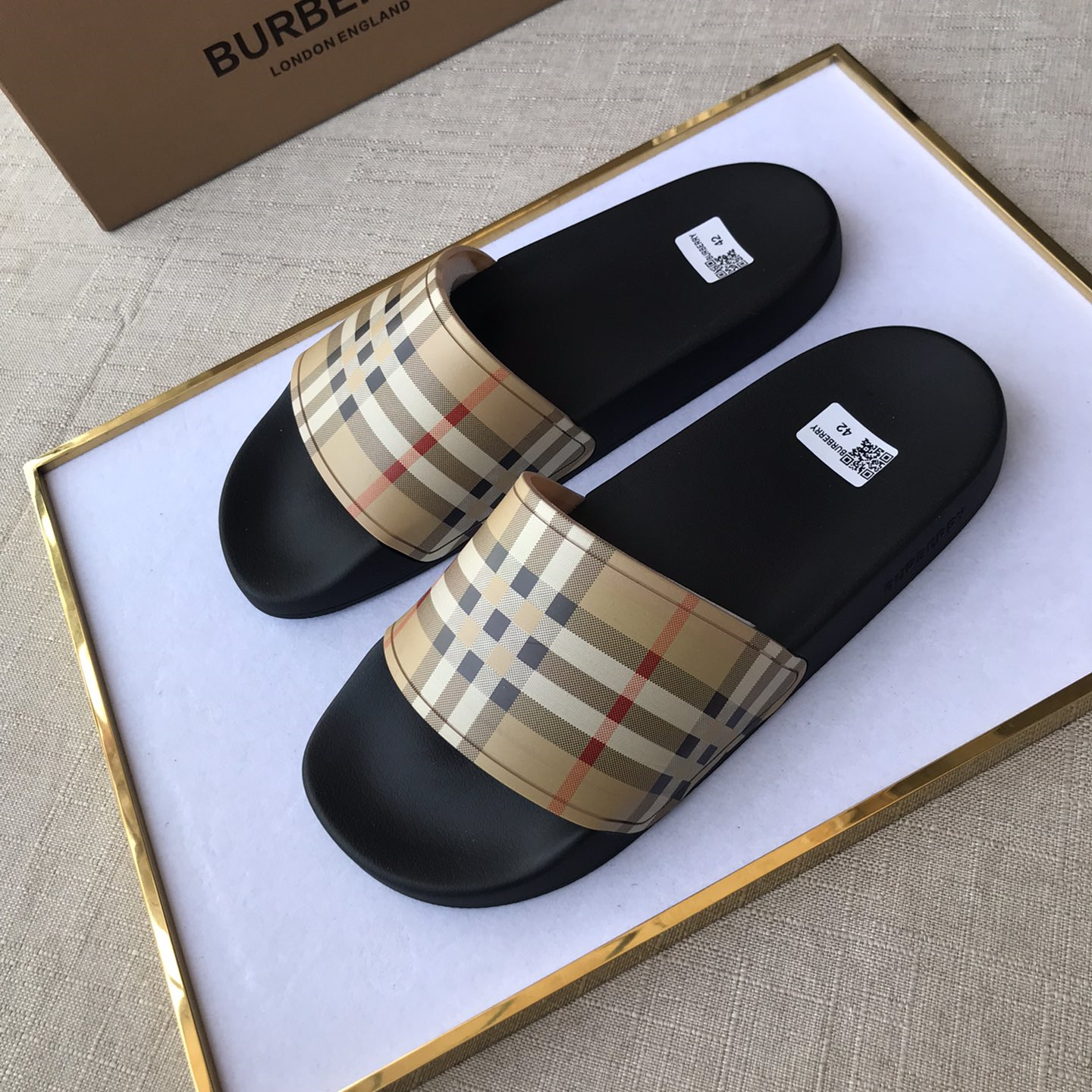 Burberry Mens Women Sandals Gr. 36-46